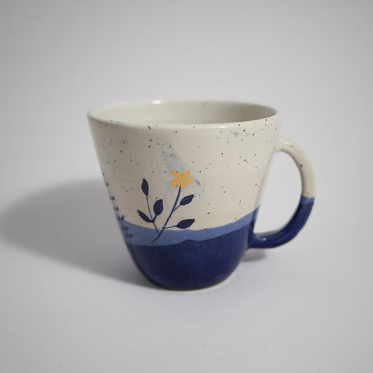 Plavo polje šoljica